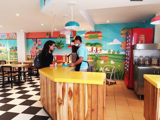 Sierra Nevada Hamburguesas y Malteadas