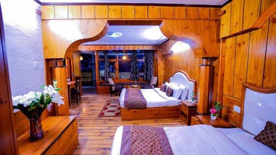 Whispering Valley Resort