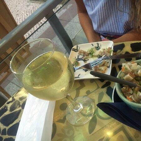 A Galeria Lounge & Portuguese Tapas Bar