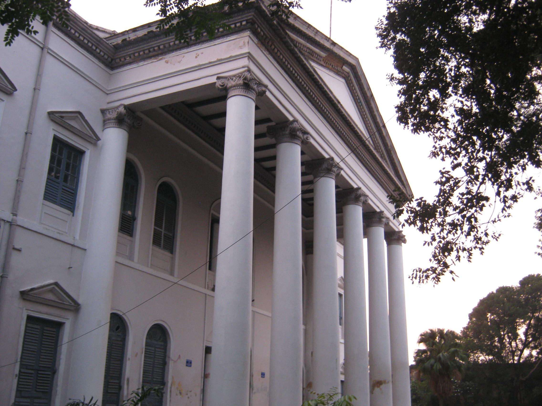 Serampore College