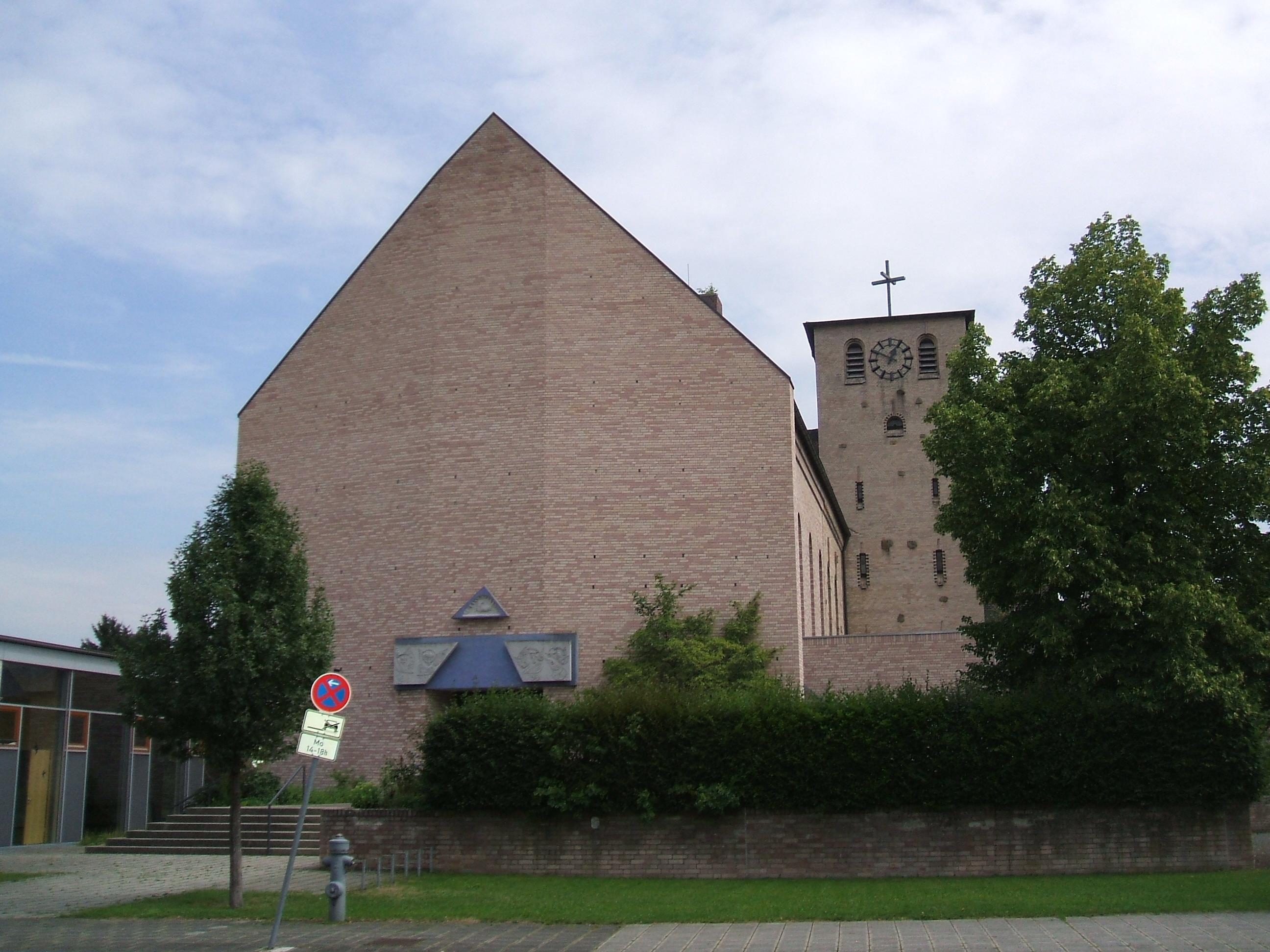 Katholische Pfarrkirche Heilige Familie