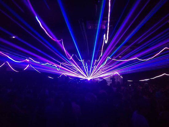 Follow Me Club