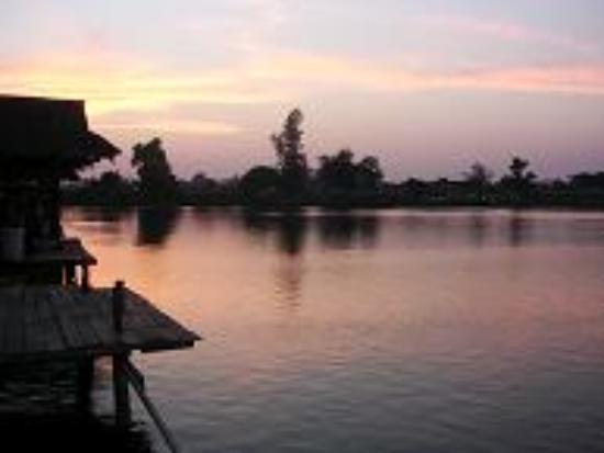 Bungsamran Fishing Park