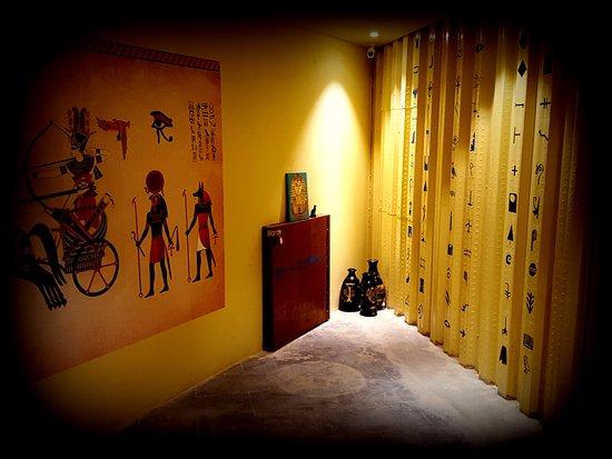Riddle Room
