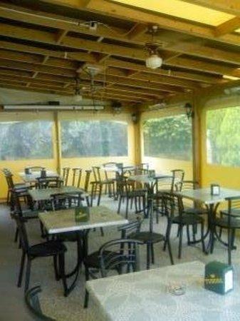 Snack Bar La Dolce Vita Lounge & Winebar