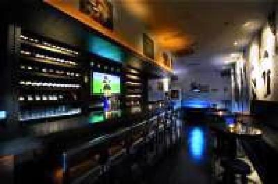 Suzy's Late Night Lounge Bar
