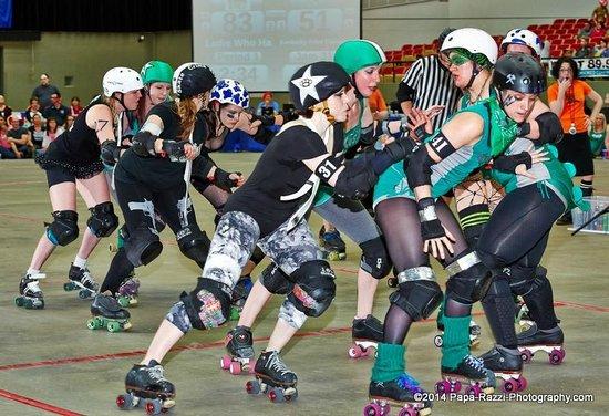 Mad Rollin' Dolls
