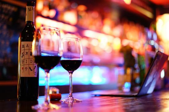 Urbano Bar & Music Lounge