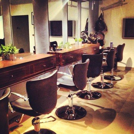 The Mane Place