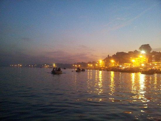 Banaras Walk