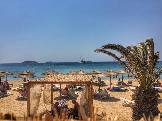 Kaliva Beach Bar