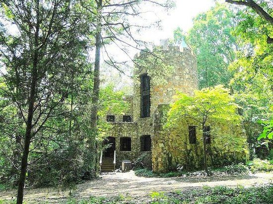 Gimghoul Castle