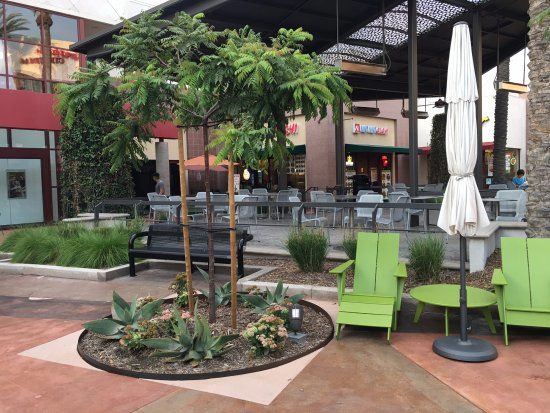 Cerritos Towne Center