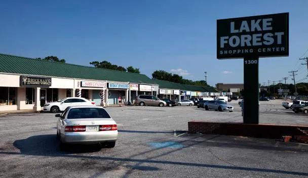 Lake Forest Shopping Center