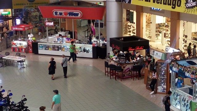 Multicentro Las Americas Shopping Center