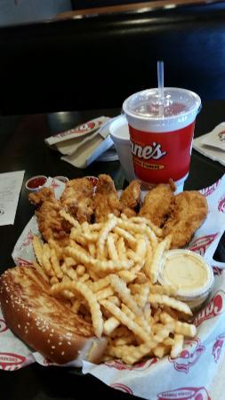 Raising Cane's Chicken Fingers