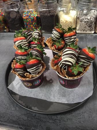 Maggie Moo's Ice Cream and Treatery