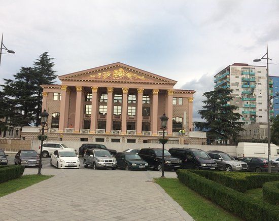 Monument Of Ilia Chavchavadze