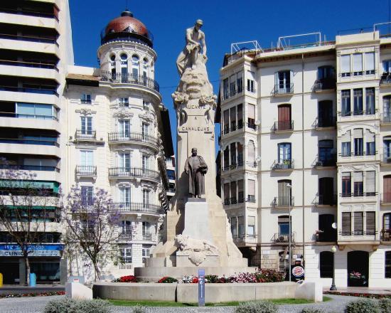 Monumento a Canalejas