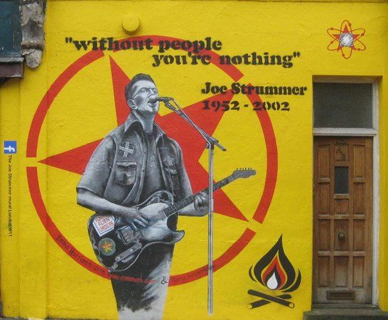 Fresque Joe Strummer Mural
