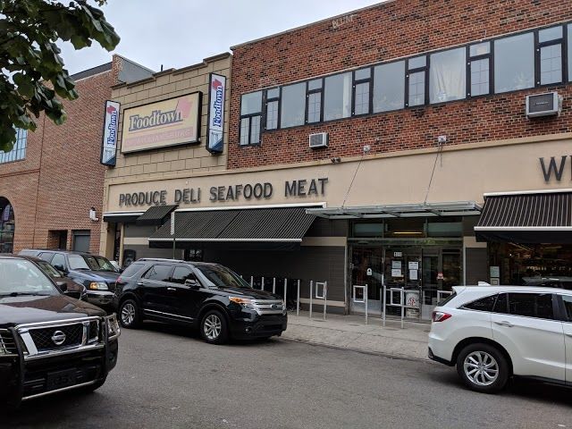 Foodtown of Williamsburg