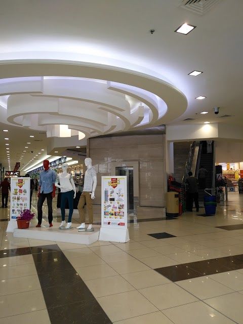 LuLu Hypermarket Darsait