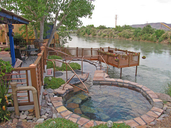 Riverbend Hot Springs