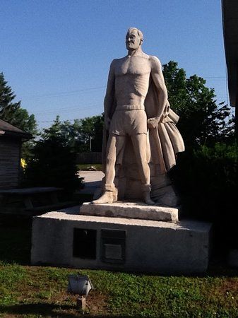 Joe Palooka Statue