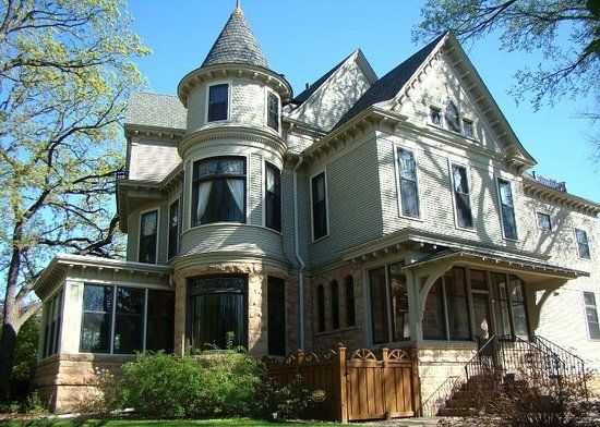 The Mary Tyler Moore House