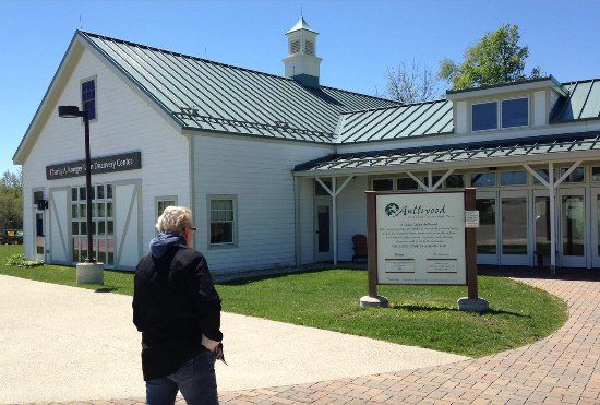 Aullwood Audubon Center and Farm