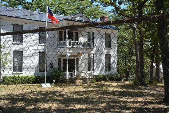 Grayson County Frontier Village and Museum