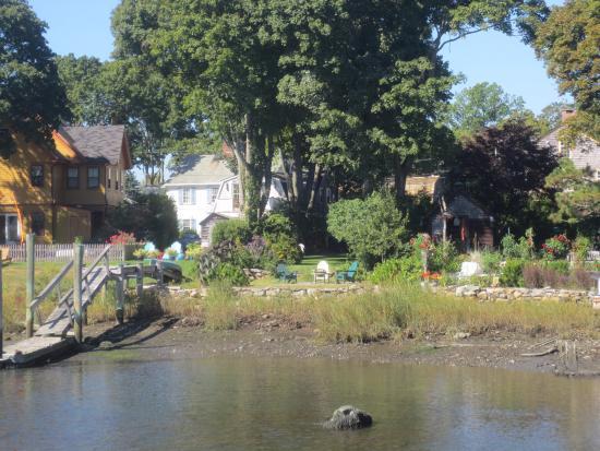 Wickford Village