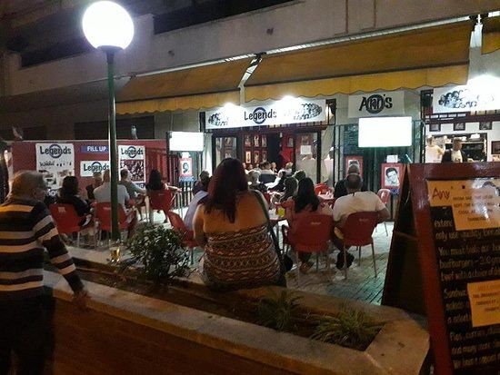 Ann's Legends Bar La Pineda