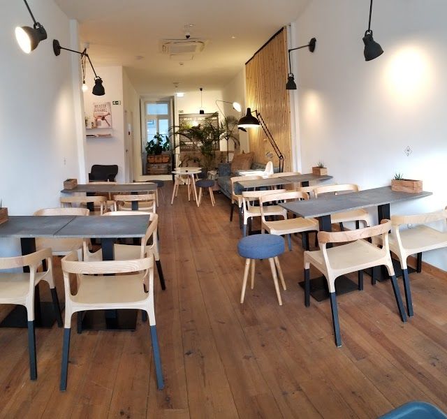 Eight - The Health Lounge