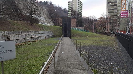 Chatam Sofer Memorial