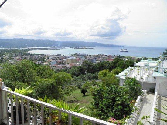 St. James Place Shopping Centre