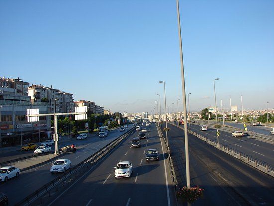 Omur Plaza