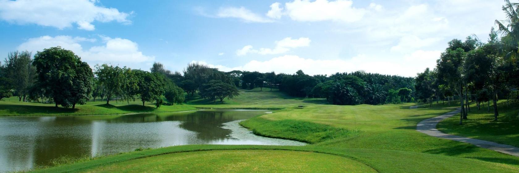 Willoughby Golf Club