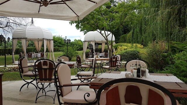 Parmy Family Restaurant