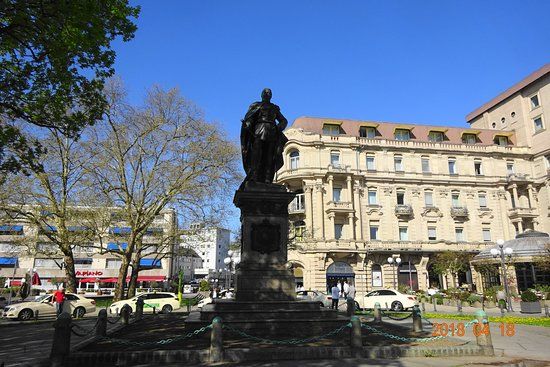 Kaiser-Friedrich-Denkmal