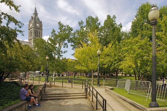 Holyoke Heritage State Park