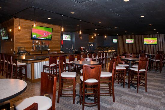Packy's Sports Bar & Restaurant