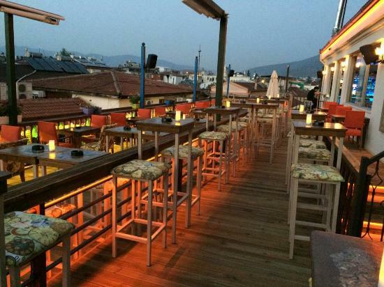 Aroga Lounge Bar