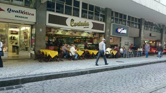Cortesia