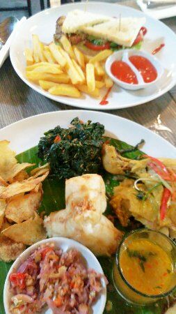 The Night Market Cafe