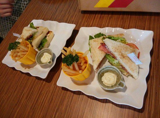 Honeya Coffee by Golden Honey